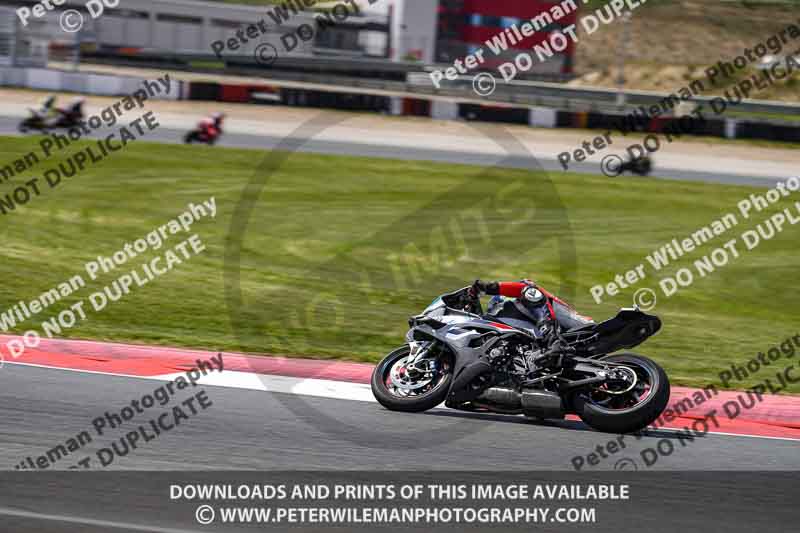 cadwell no limits trackday;cadwell park;cadwell park photographs;cadwell trackday photographs;enduro digital images;event digital images;eventdigitalimages;navarra;no limits trackdays;peter wileman photography;racing digital images;trackday digital images;trackday photos